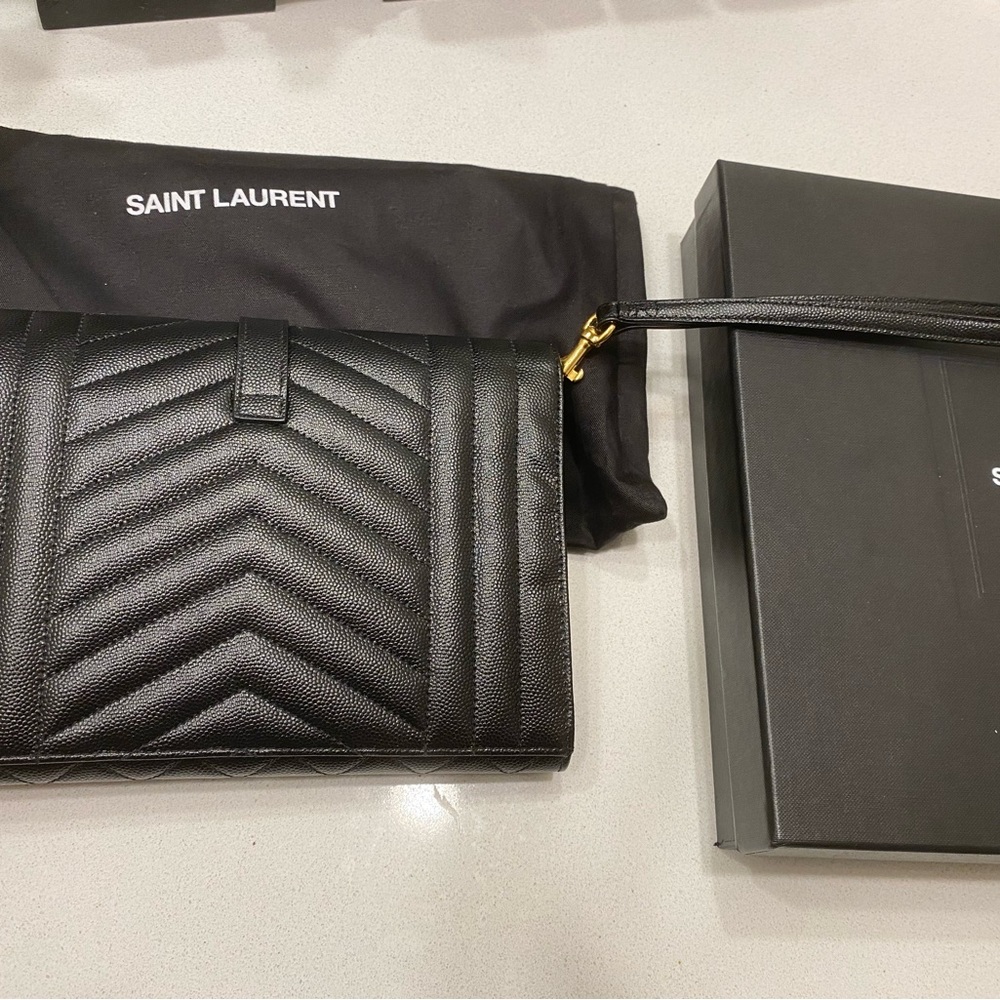 Saint Laurent envelope flap pouch clutch bag - Picture 6 of 7